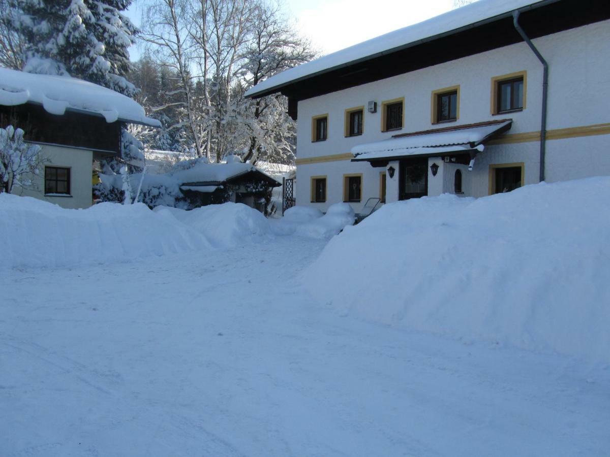 فيلا Ferienhaus Zopfhaeusl Böbrach المظهر الخارجي الصورة